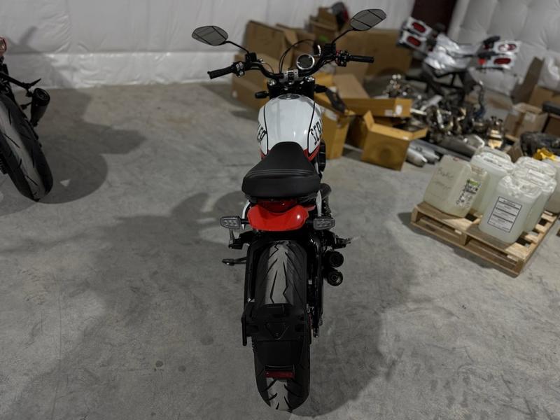 03A58897-4D69-4D55-AF60-0B320BB52AB8