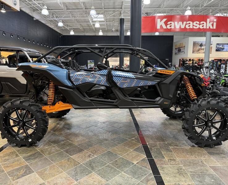 2026 Can-Am® Maverick X3 Max RS Turbo RR Scandi Blue & Orange Crush