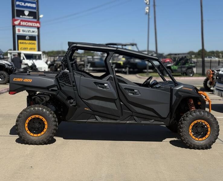 2026 Can-Am® Commander MAX XT-P