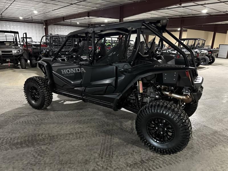 25E3D918-0DAE-4104-9EF6-01B6FD3B80B2