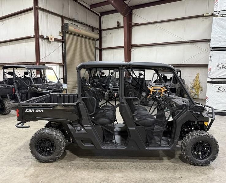 2025 Can-Am® Defender MAX XT HD9