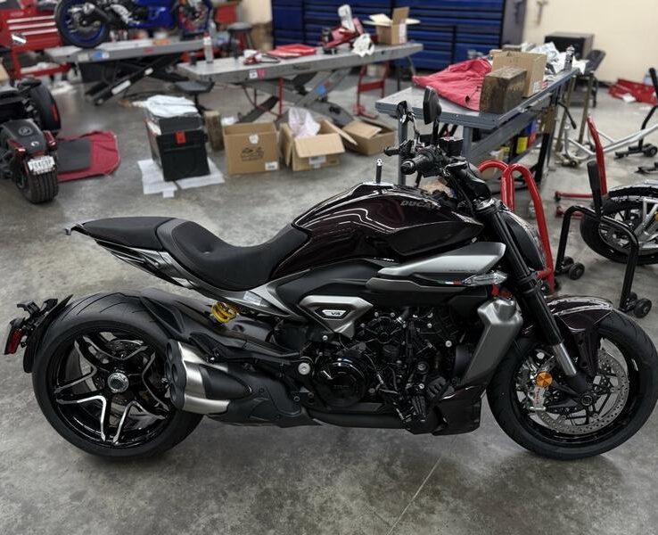 2026 Ducati XDiavel V4 Black Lava