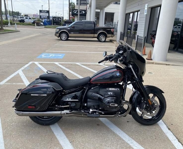 2024 BMW R 18 B Black Storm Metallic