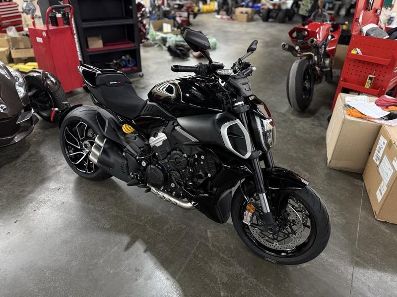 B3183888-B01F-4174-BA35-A27E35827018