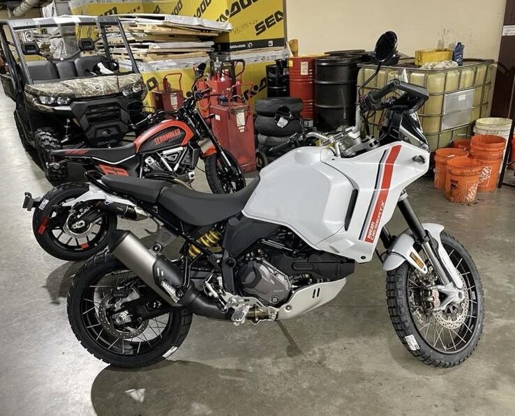 2025 Ducati DesertX