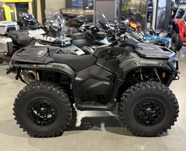 2026 Can-Am® Outlander Backcountry 1000R Multicam Dark Camo