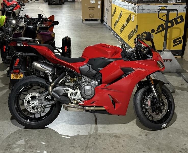 2025 Ducati Panigale V2 S