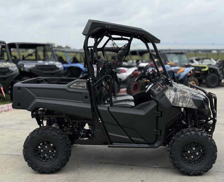2025 Honda® Pioneer 700 Forest
